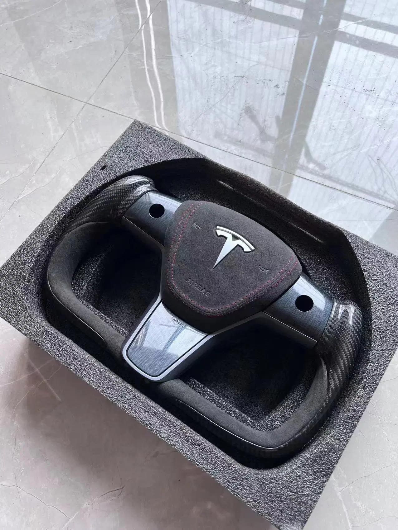 Tesla Model 3/Y: DanTech Custom Style Rat