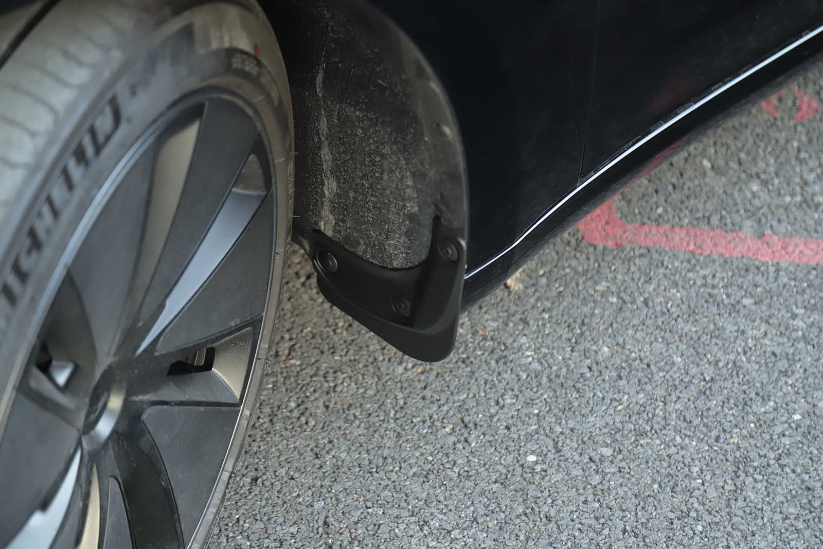 Tesla Model 3 Highland: Sorte Stænklapper/Mud Flaps