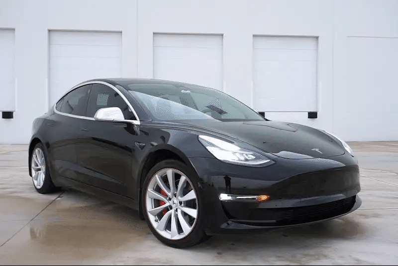 Tesla Model 3: Automatisk Frunk Soft Åbning (Gasdæmper)