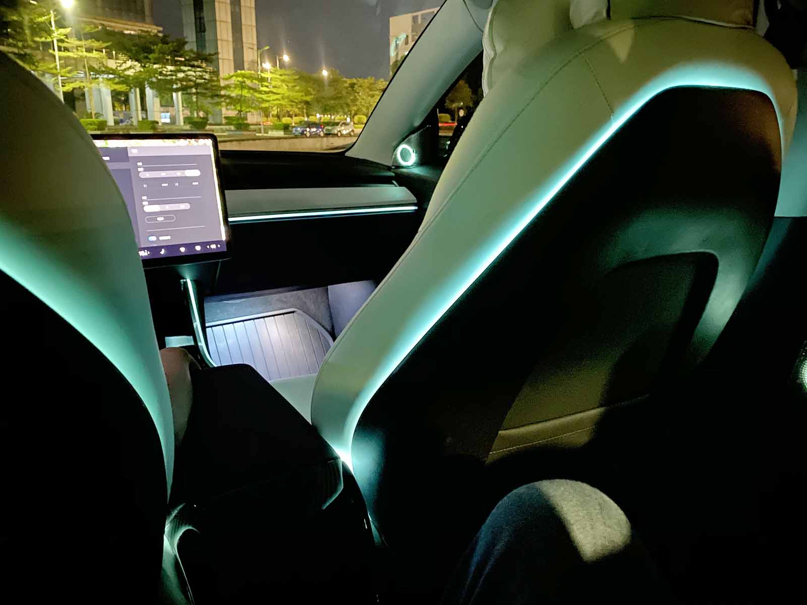 Tesla Model 3: LED ambiente pakke
