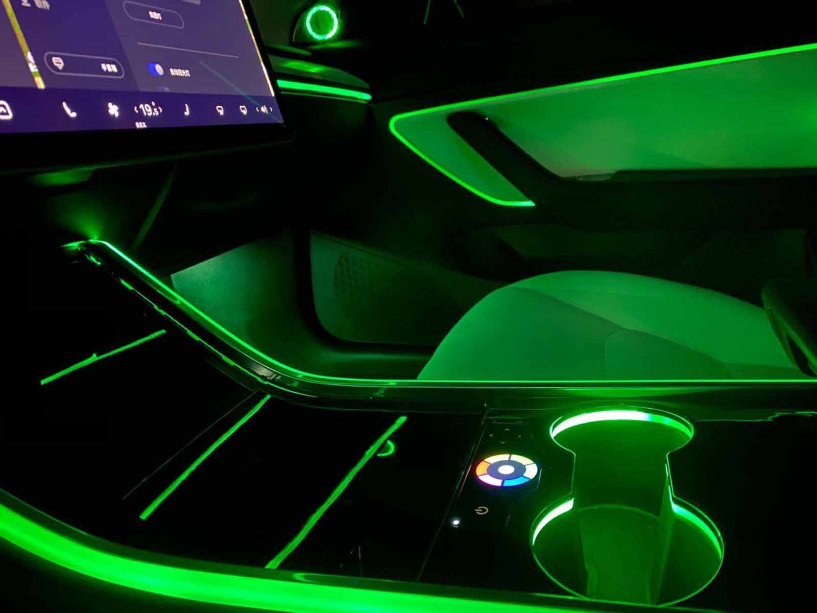 Tesla Model 3: LED ambiente pakke