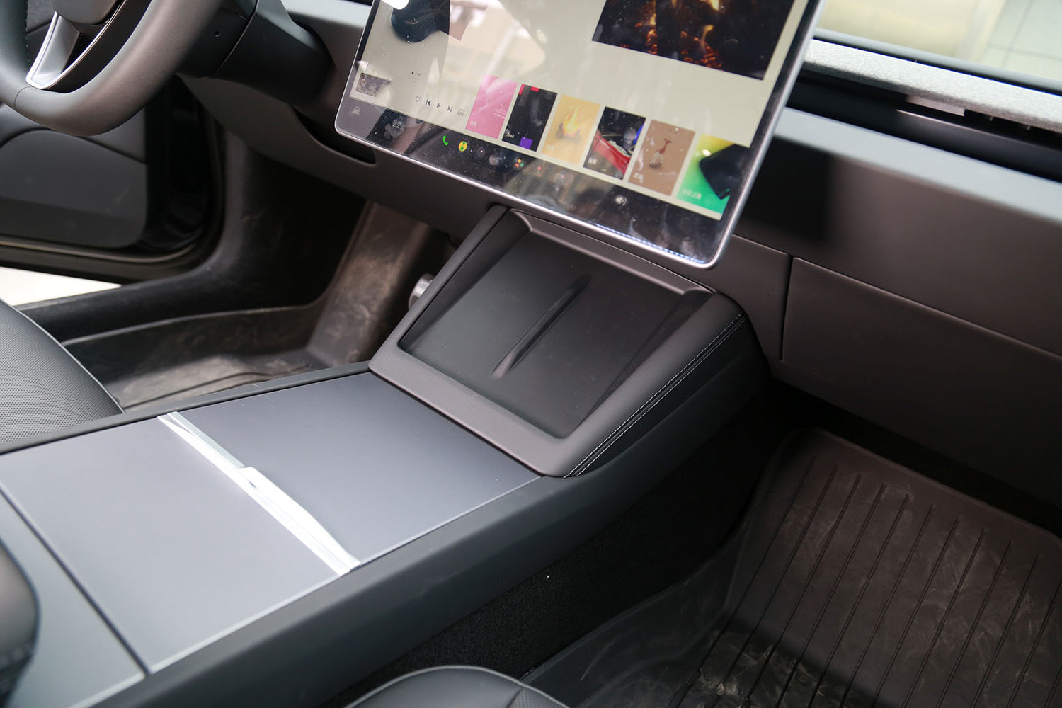 Tesla Model 3 Highland: Trådløs Opladningsbeskytter i Premium Silíkonegummi